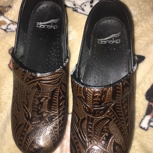 Dansko Clogs - Picture 2 of 4